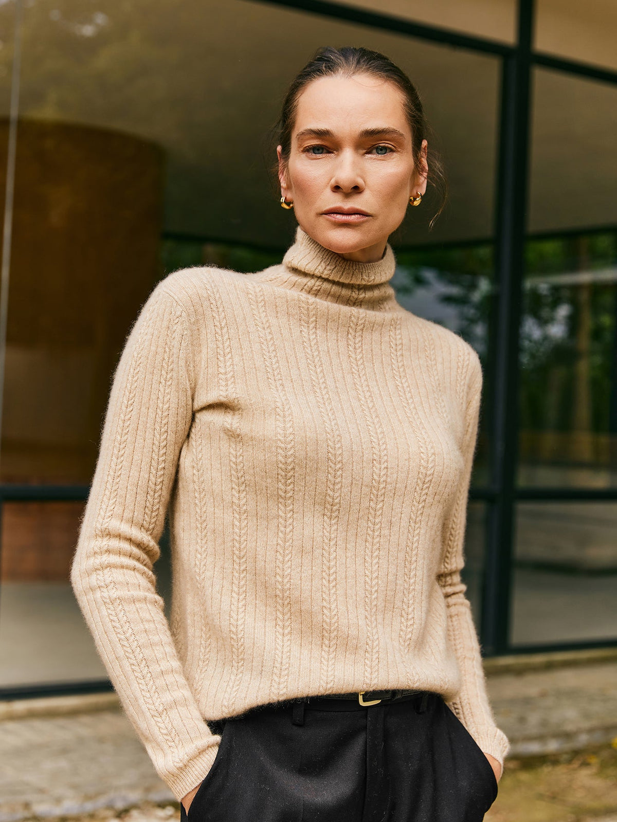 100% Cashmere Cable - Knit Turtleneck Sweater - Callalina