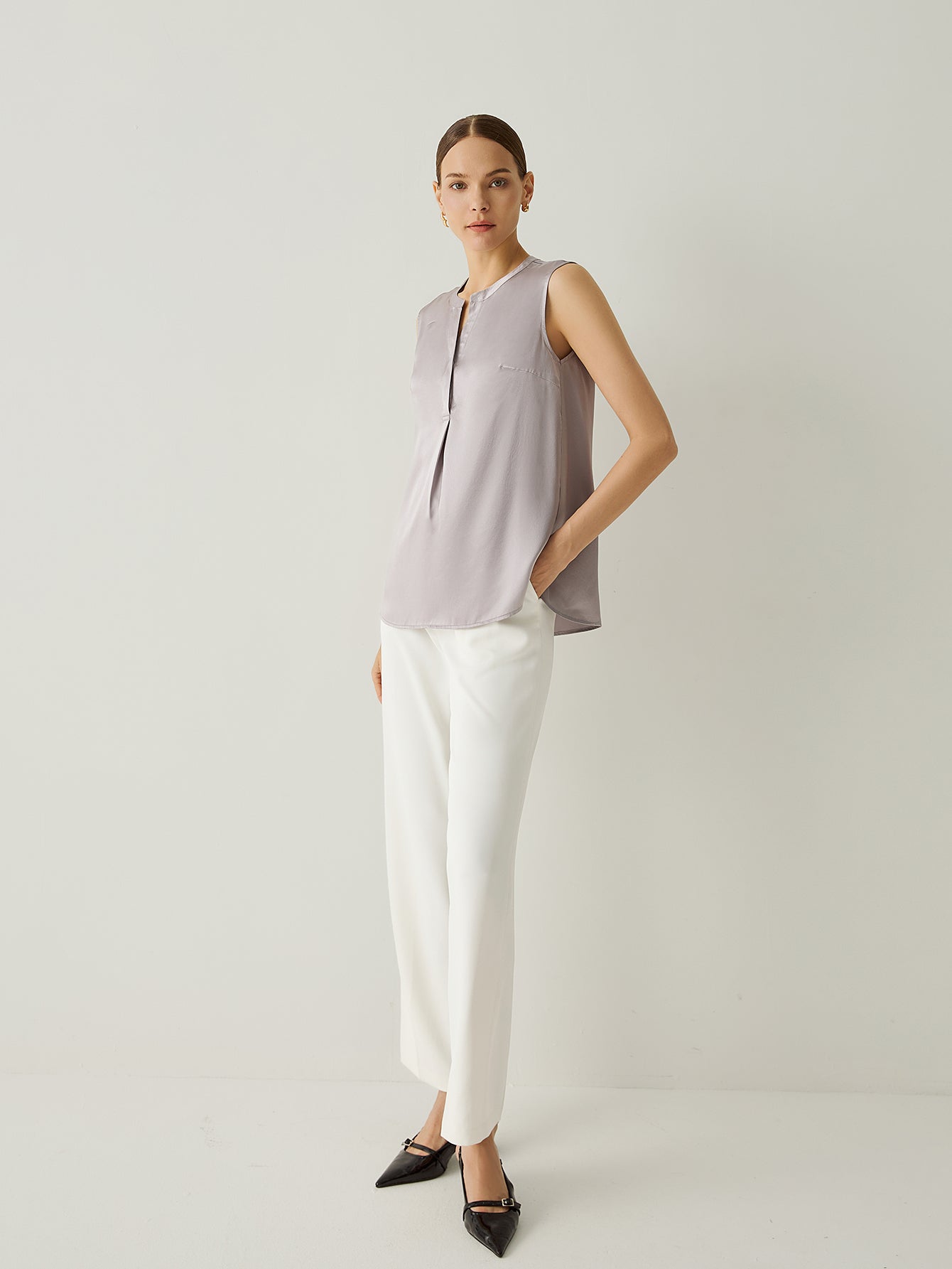 100% Silk V - Neck Sleeveless Relaxed Fit Blouse - Callalina