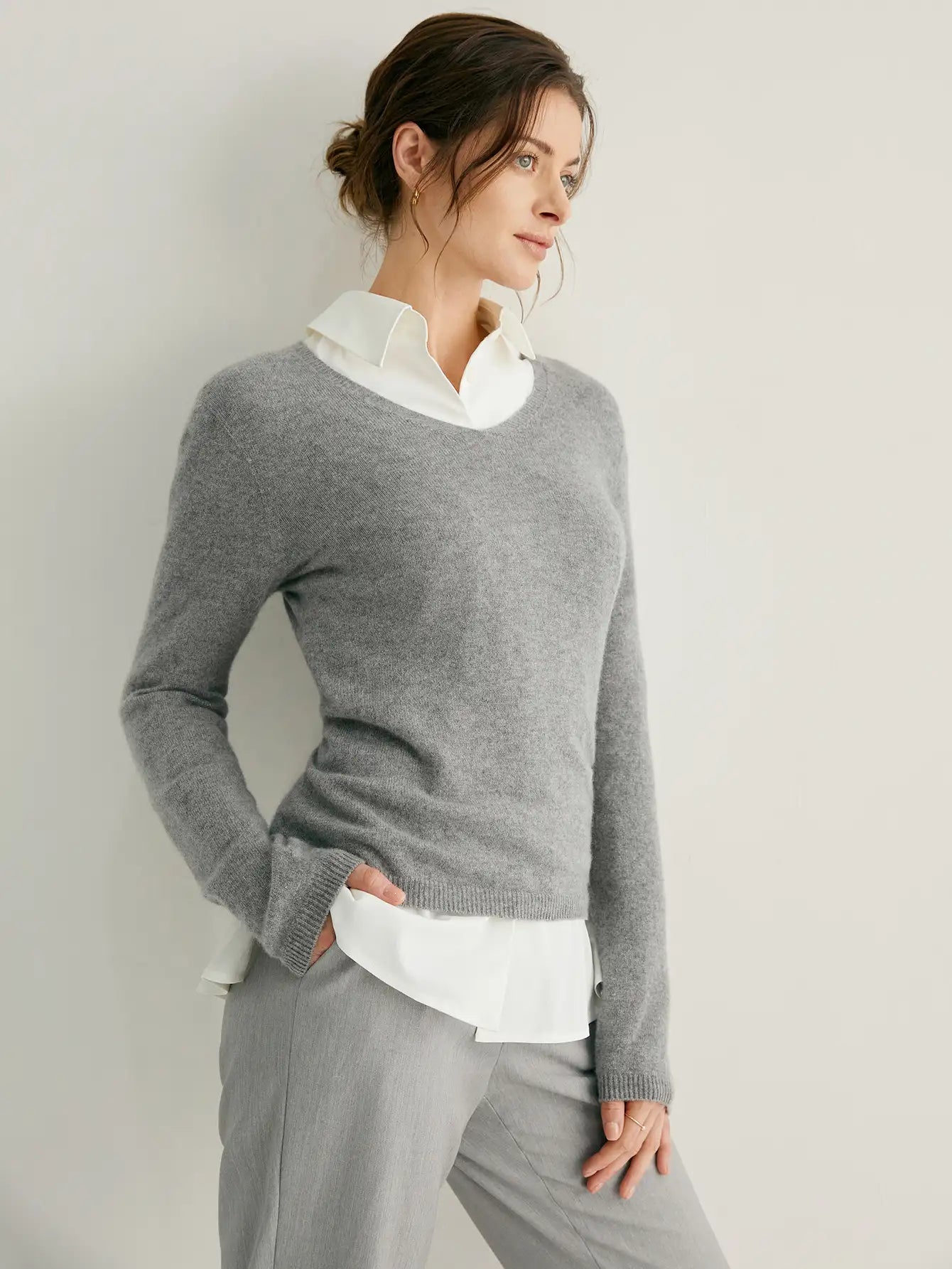 100% Cashmere V-Neck Sweater