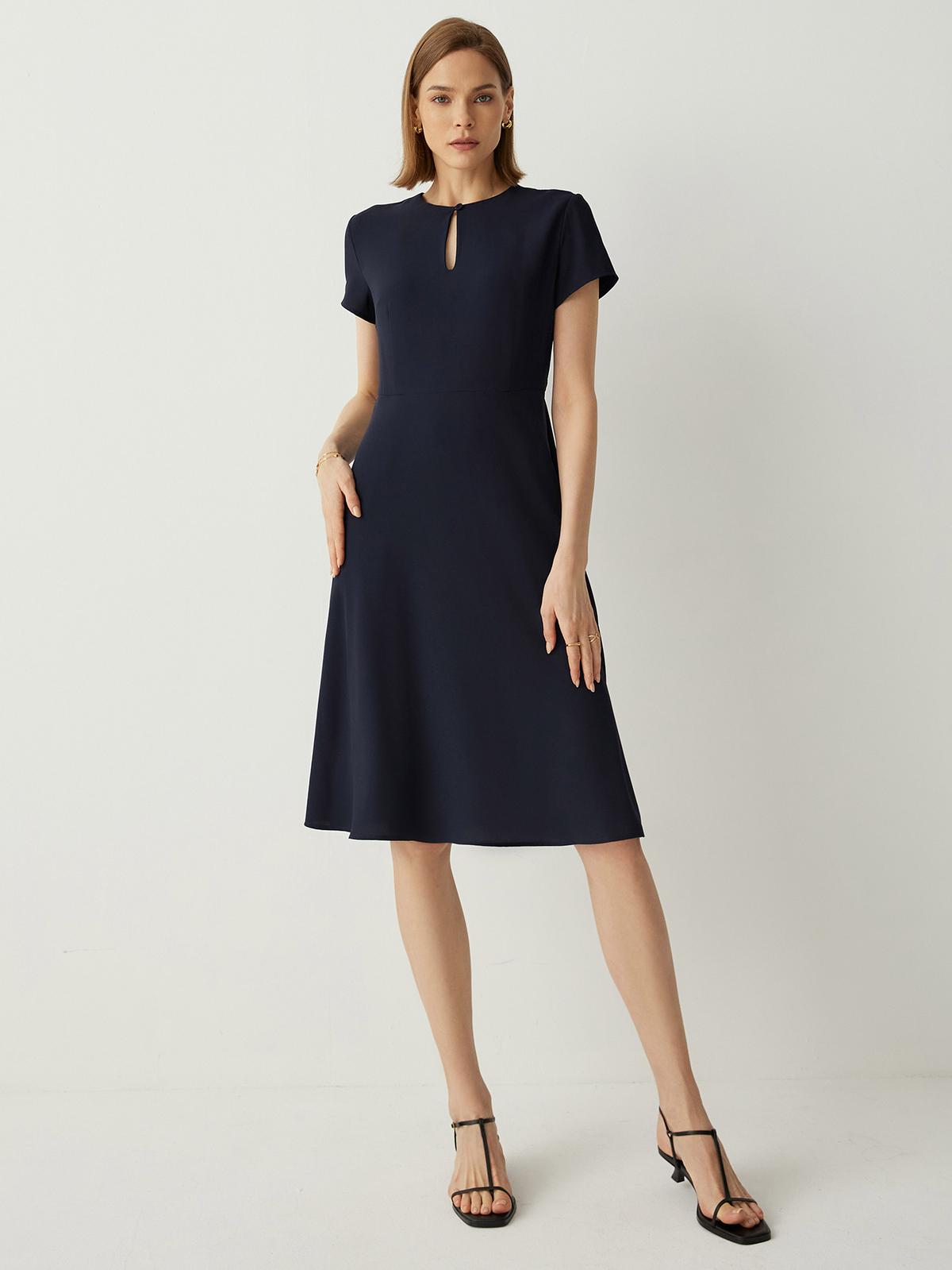 Keyhole Neck Short Sleeves A-Line Midi Dress