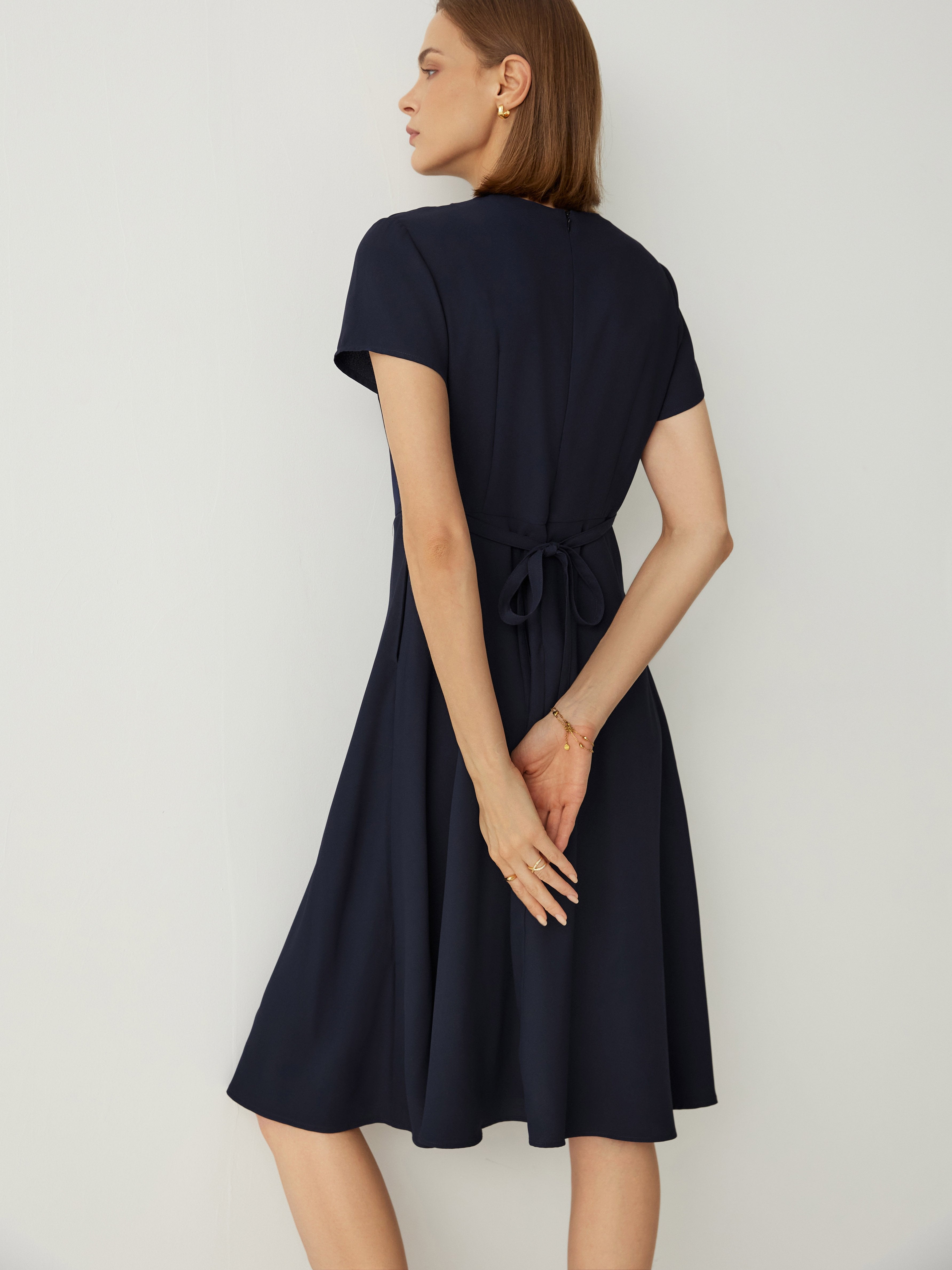 Keyhole Neck Short Sleeves A-Line Midi Dress