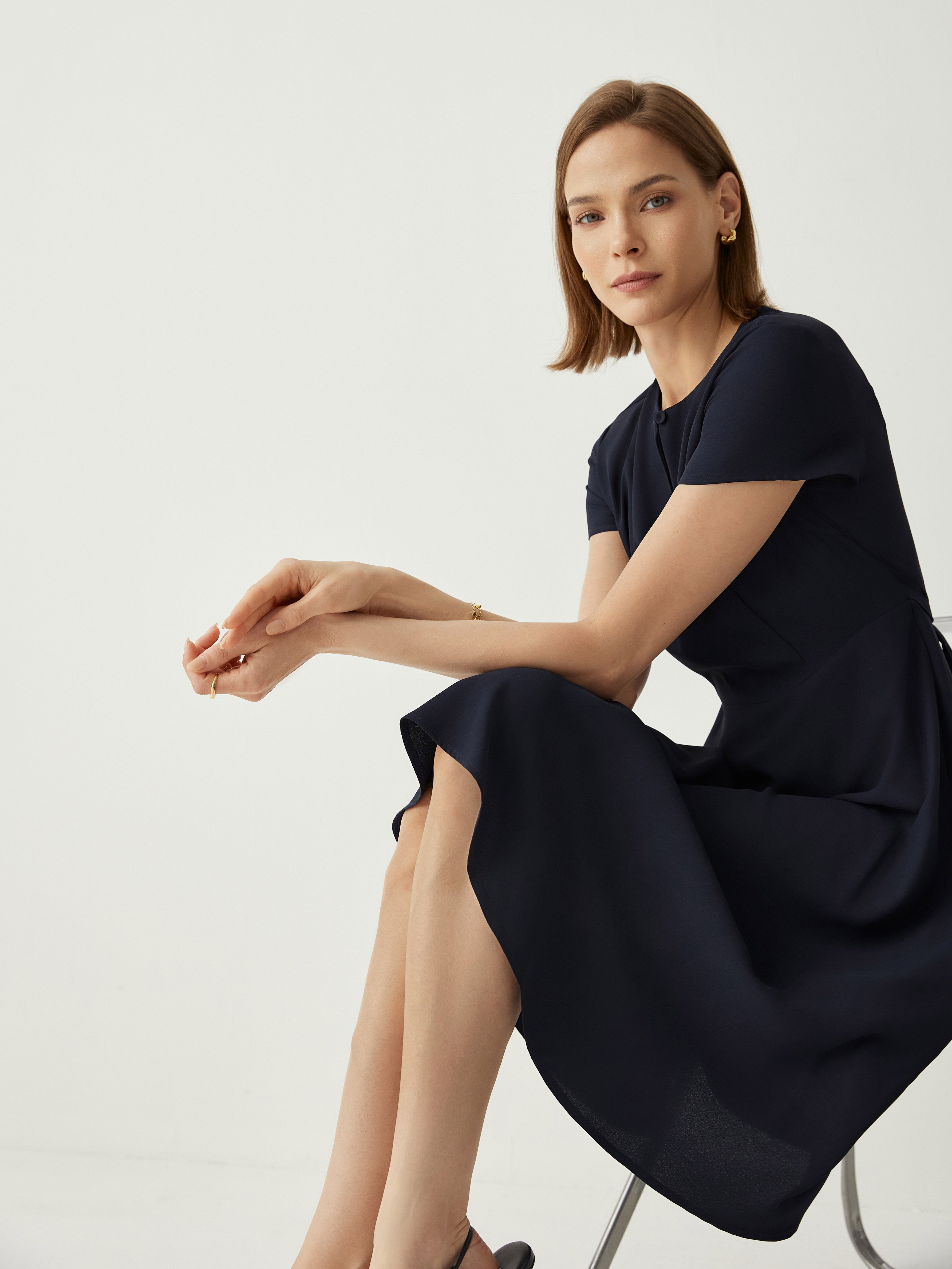 Keyhole Neck Short Sleeves A-Line Midi Dress