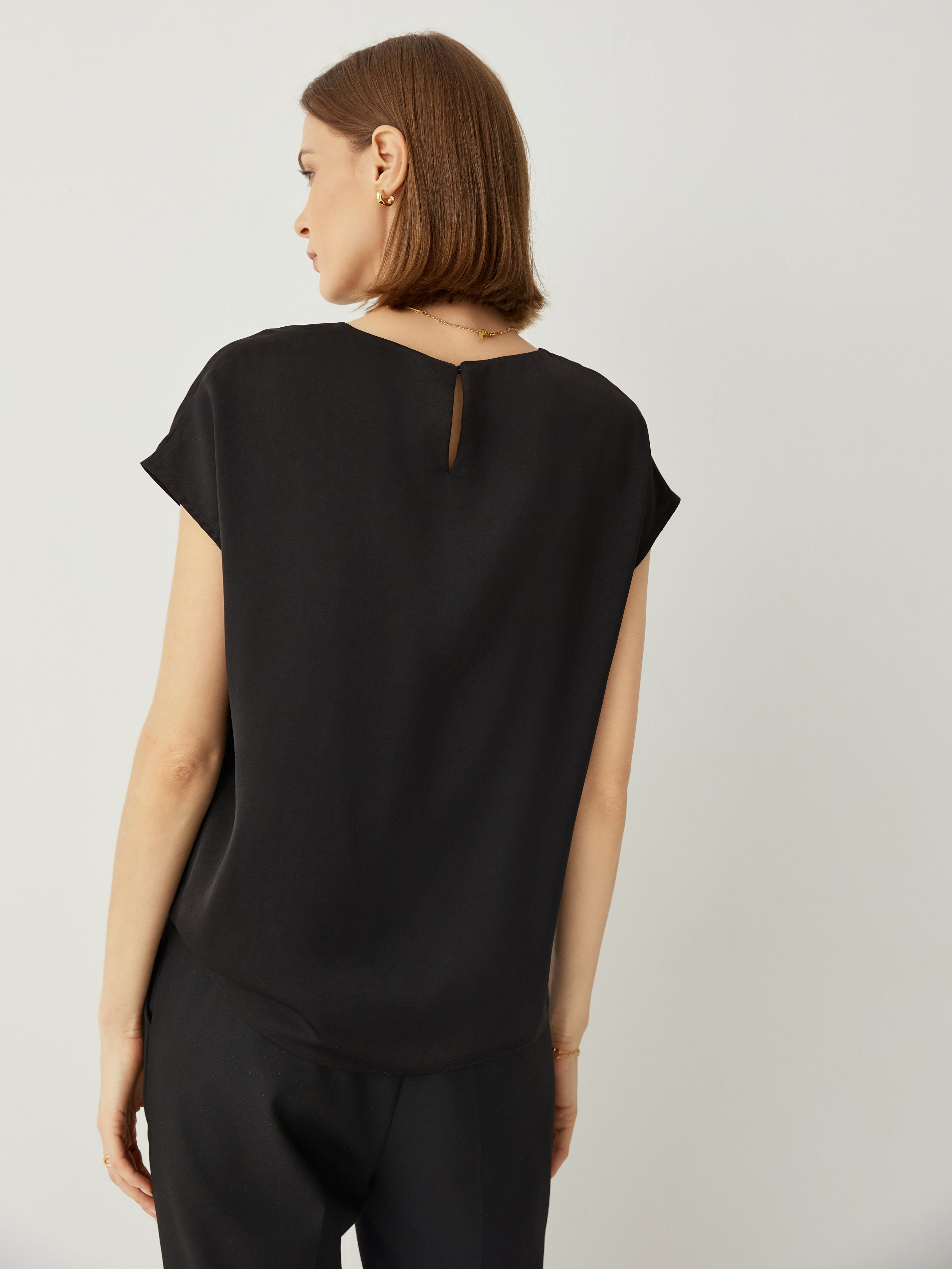 Silk Crew Neck Cap Sleeves Top